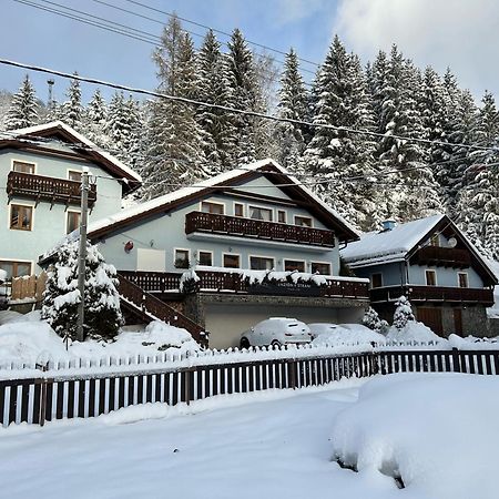 Penzion v strani Mýto pod Ďumbierom Exteriér fotografie